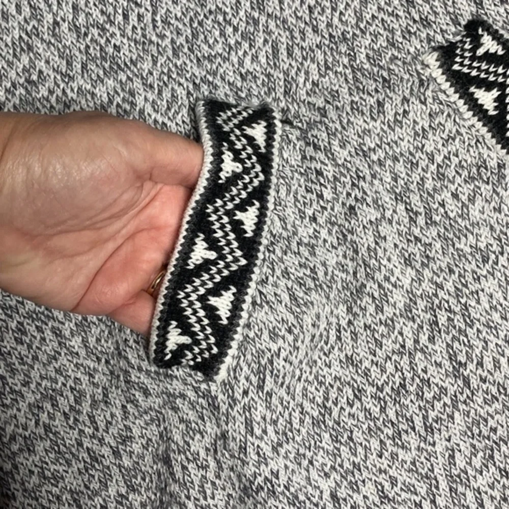 N/A gently worn